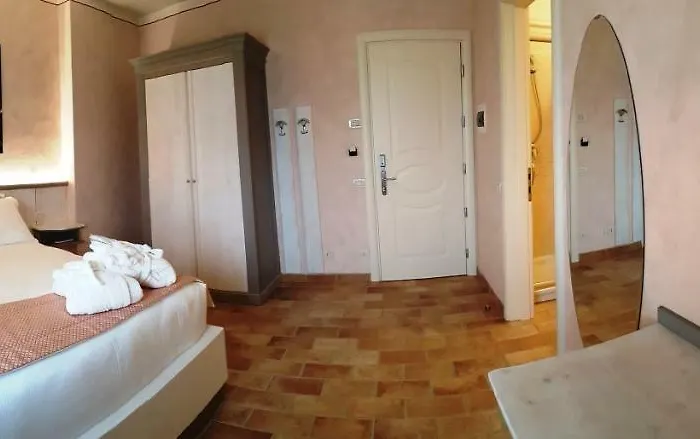 Dolce Hotel 4*